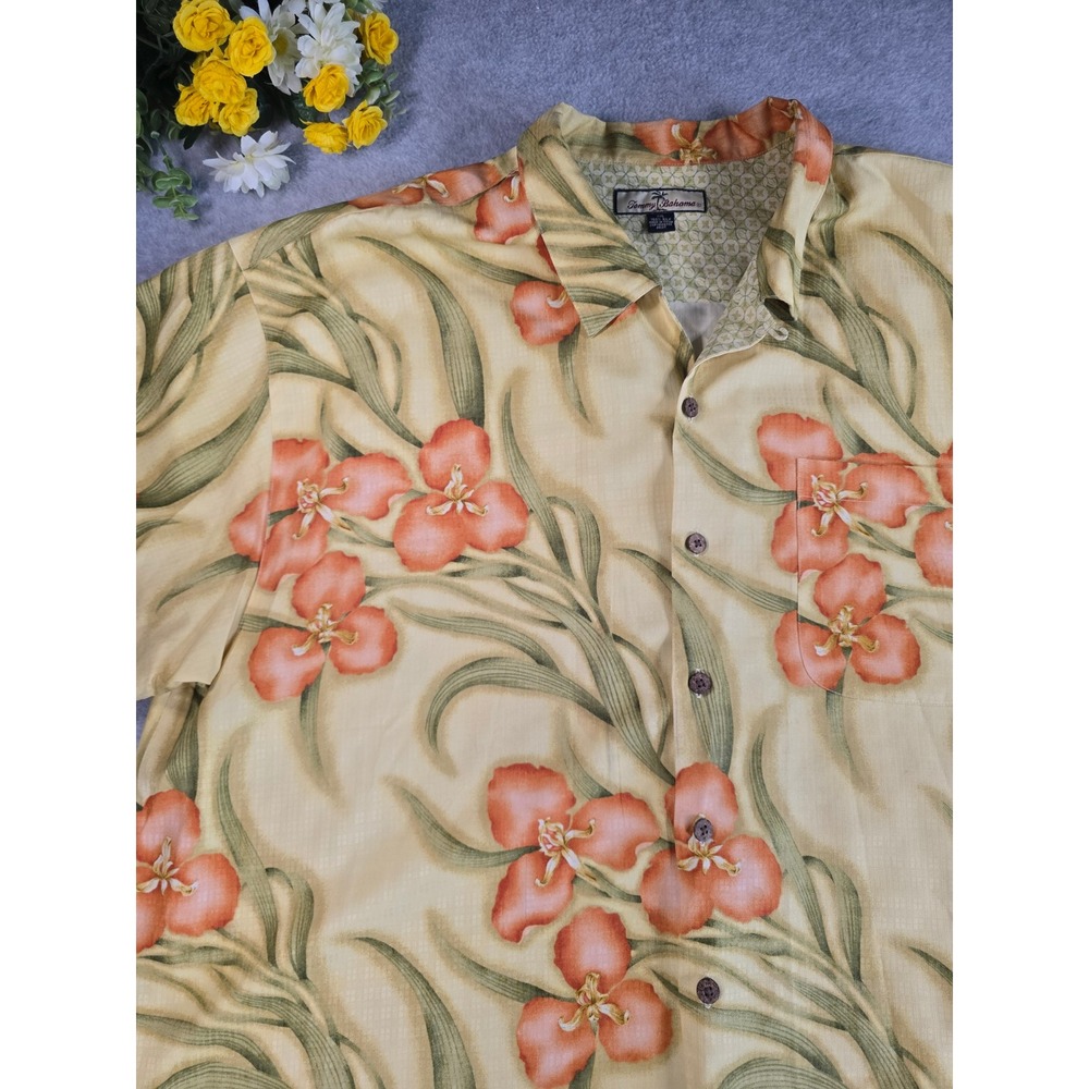 Y2K Tommy Bahama Mens XXL 100% Silk Button Down Yellow Floral Tropical Vacation